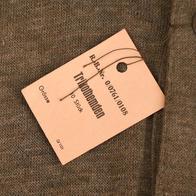GERMAN WWII ISSUE SHIRT.