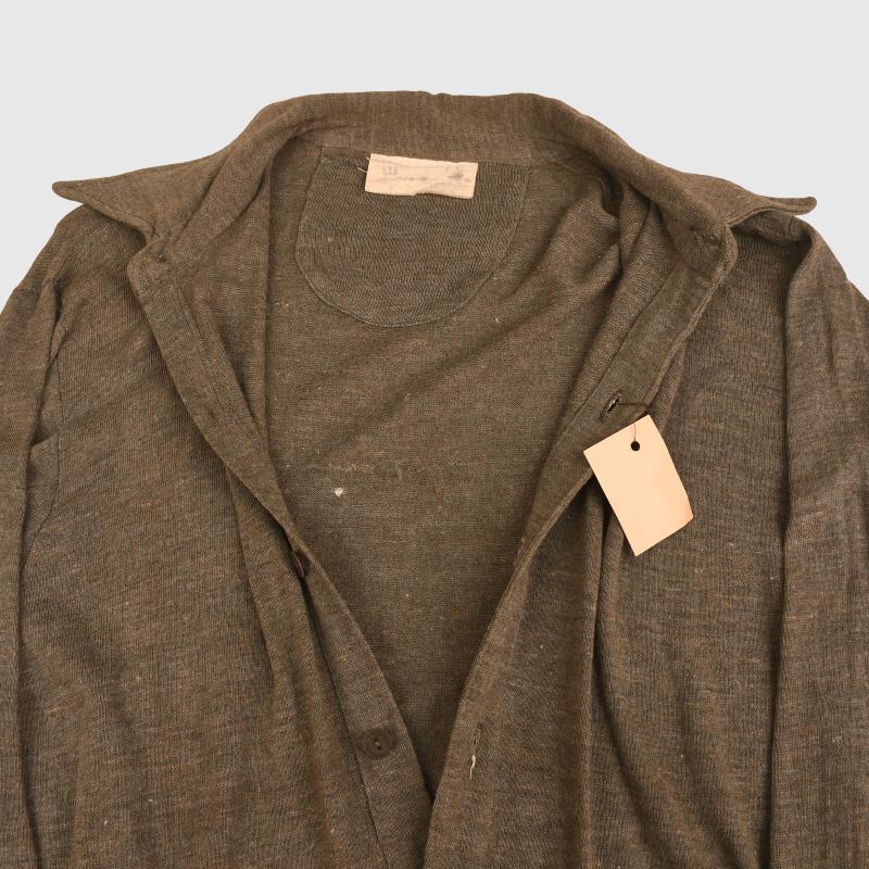 GERMAN WWII ISSUE SHIRT.