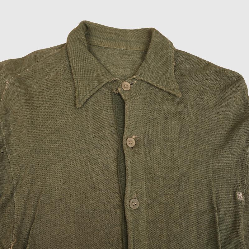 GERMAN WWII WAFFLE WEAVE COMBAT SHIRT.