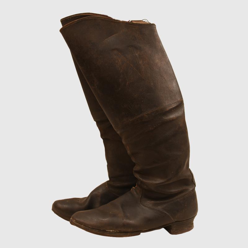 GERMAN WWI OFFICERS CAVALRY BOOTS.
