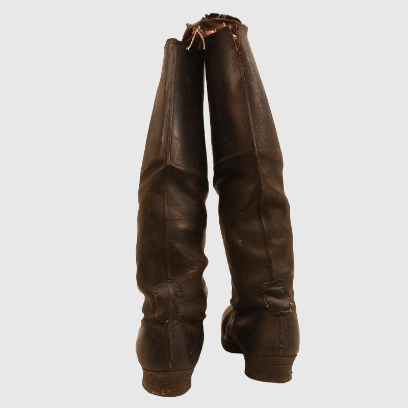GERMAN WWI OFFICERS CAVALRY BOOTS.