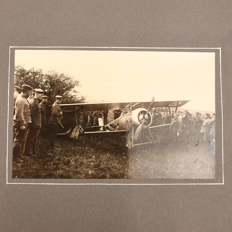 GERMAN WWI BALLOON UNIT PHOTOGRAPH ALBUM AND ACCOMPANYING PAPERWORK.