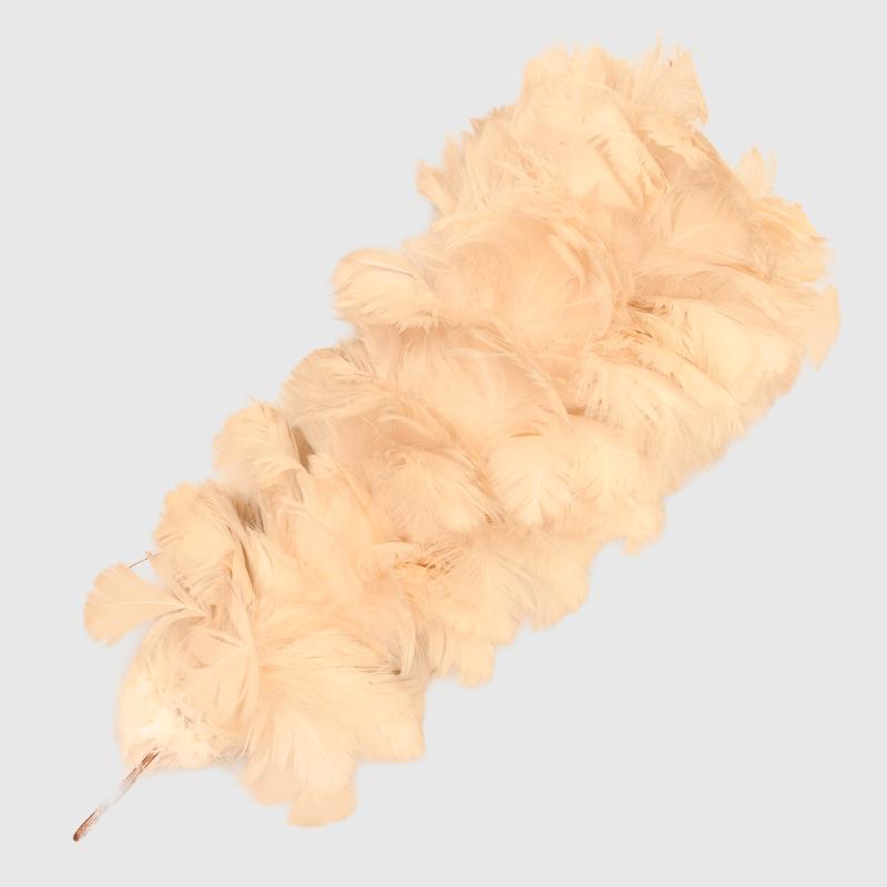 BRITISH VICTORIAN WHITE FEATHER HELMET HACKLE.