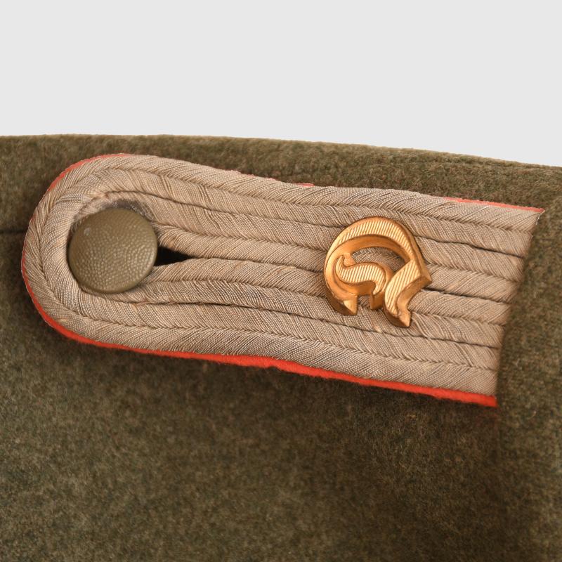 GERMAN WWII ARMY PANZER ANTI-TANK BATTALION OFFICERS TUNIC.