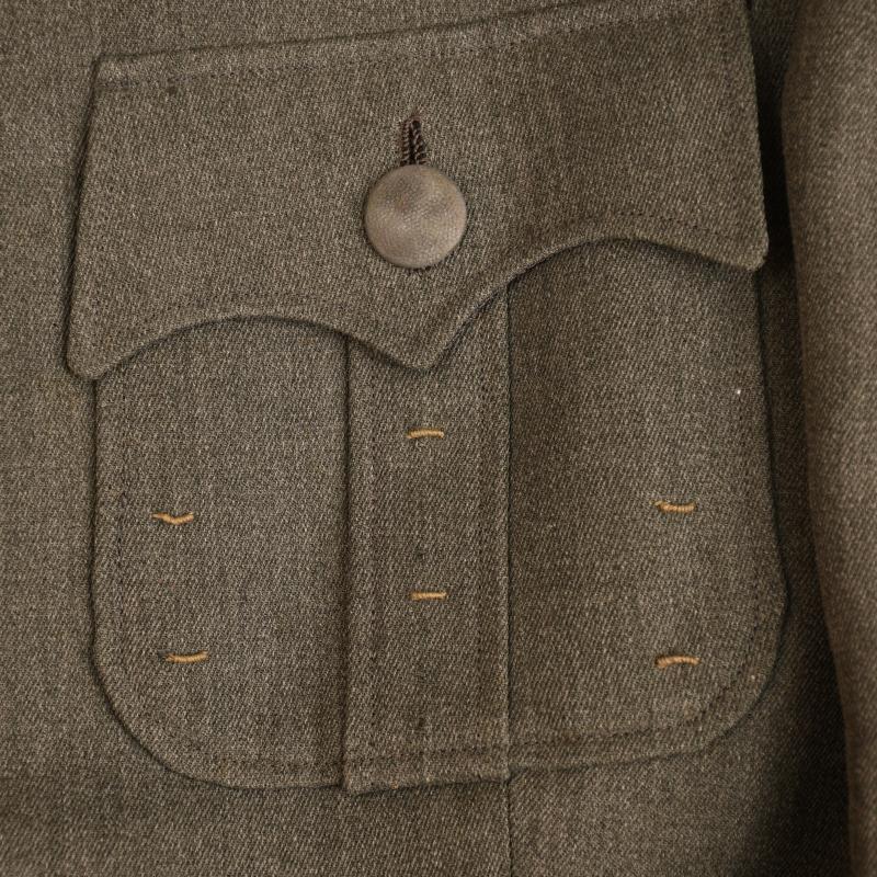 GERMAN WWII INFANTRY OBERLEUTNANT COMBAT TUNIC WITH KRIM SHIELD.