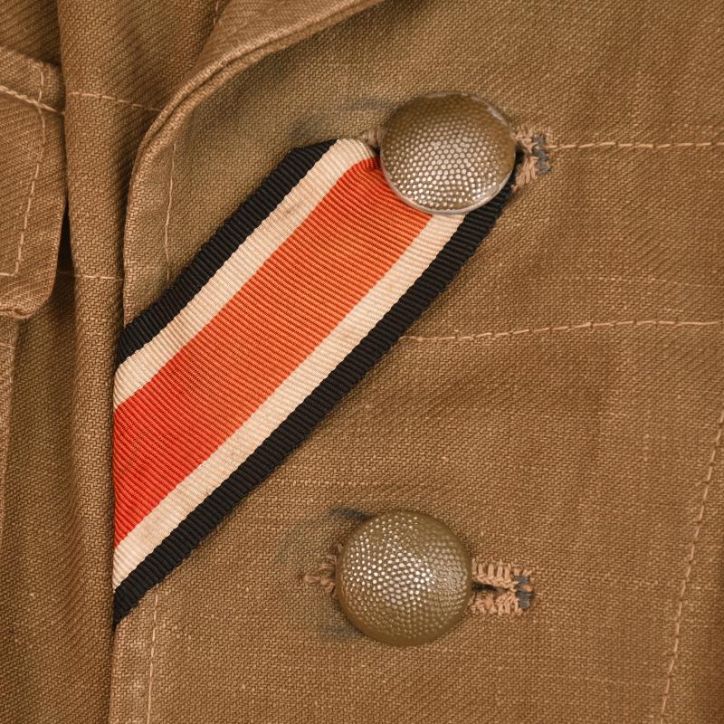 GERMAN WWII 1st PATTERN AFRIKAKORPS ENLISTED MAN’S TUNIC COMBAT WORN.
