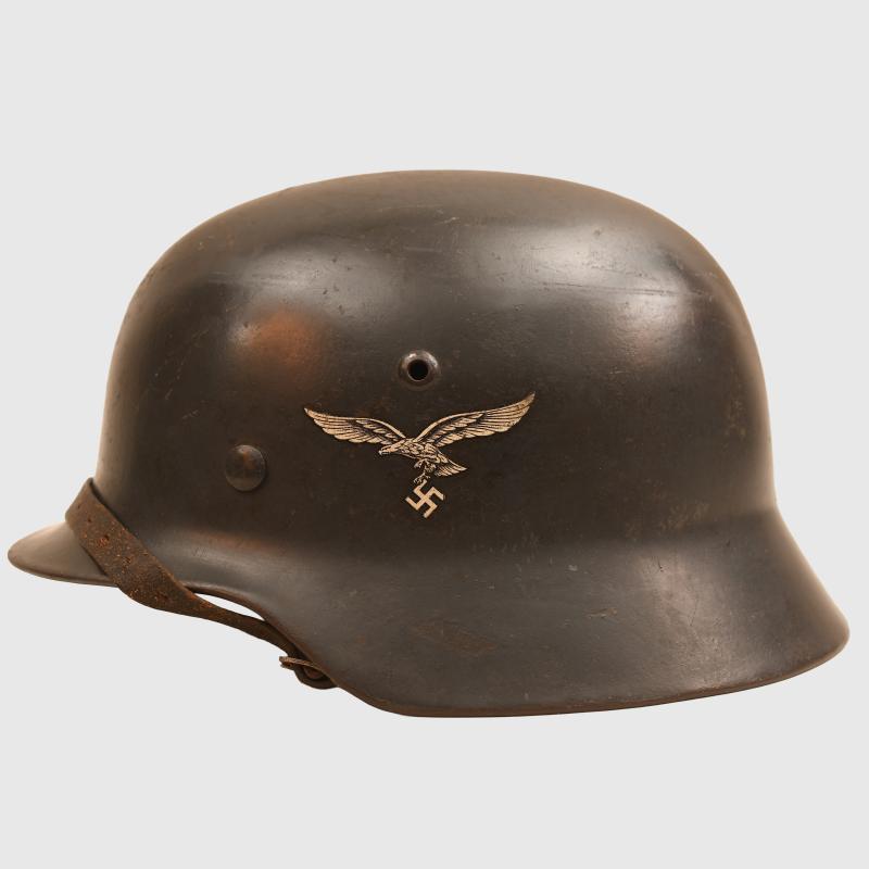 GERMAN WWII LUFTWAFFE M.35 DOUBLE DECAL COMBAT HELMET.