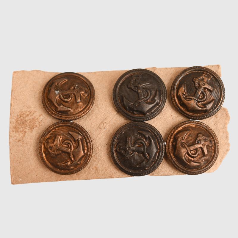GERMAN WWII KRIEGSMARINE BUTTONS.