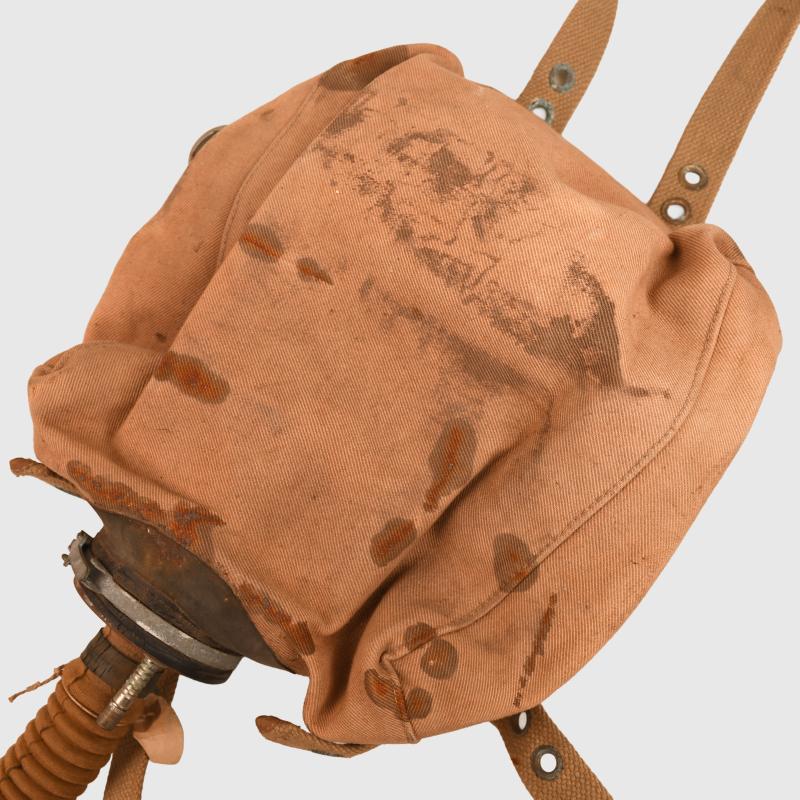 BRITISH WWII D-DAY AMPHIBIOUS TANK CREWS APPARATUS (ATEA).