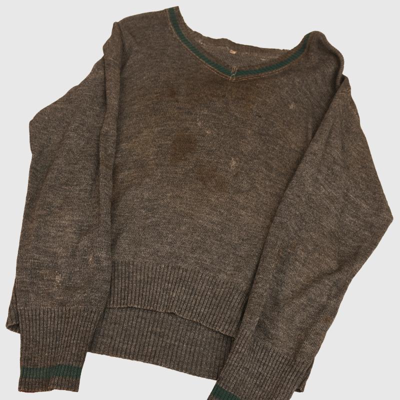 GERMAN WWII ISSUE PULLOVER.