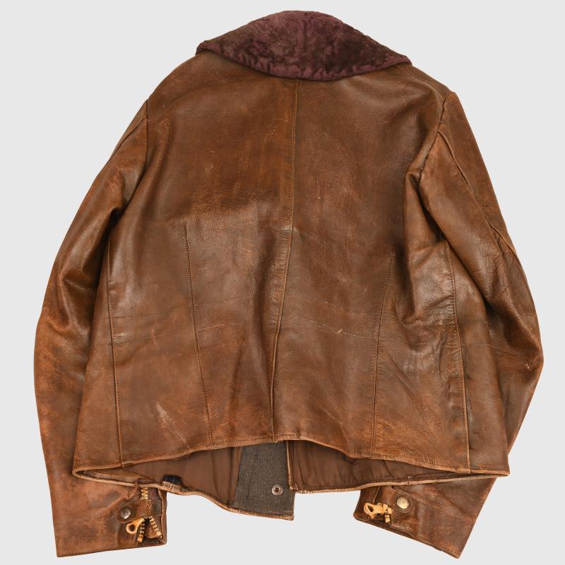 GERMAN WWII LUFTWAFFE AVIATORS LEATHER FLYING JACKET.