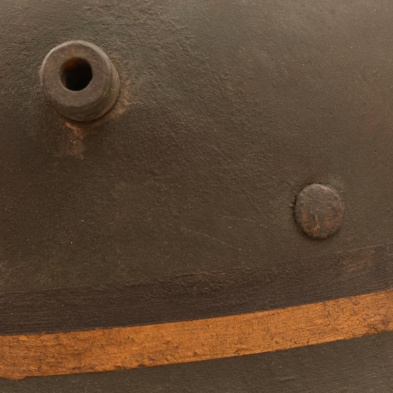 GERMAN WWII FREIKORPS MUNICH M.18 HELMET.