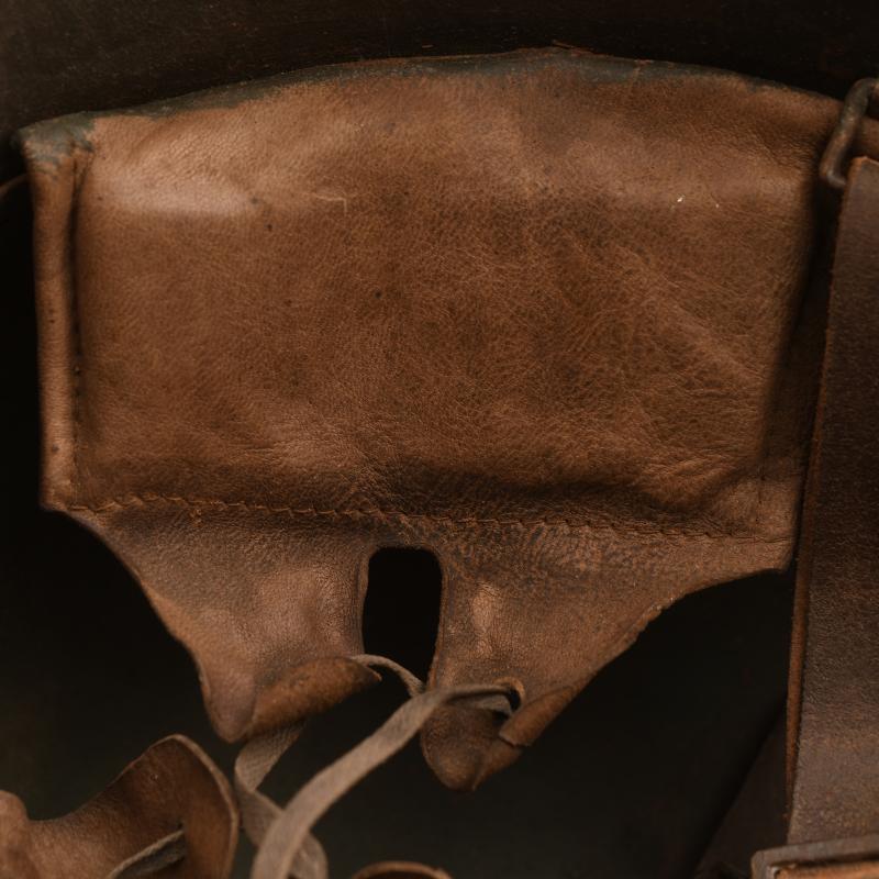 GERMAN WWII FREIKORPS MUNICH M.18 HELMET.