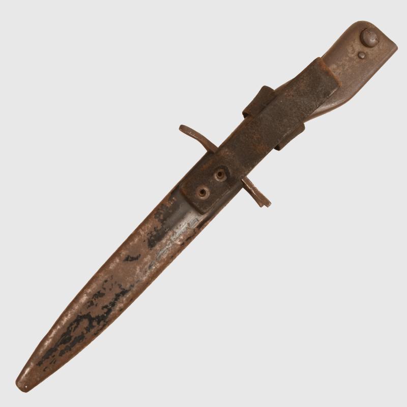 GERMAN WWI DEMAG TRENCH KNIFE/BAYONET.