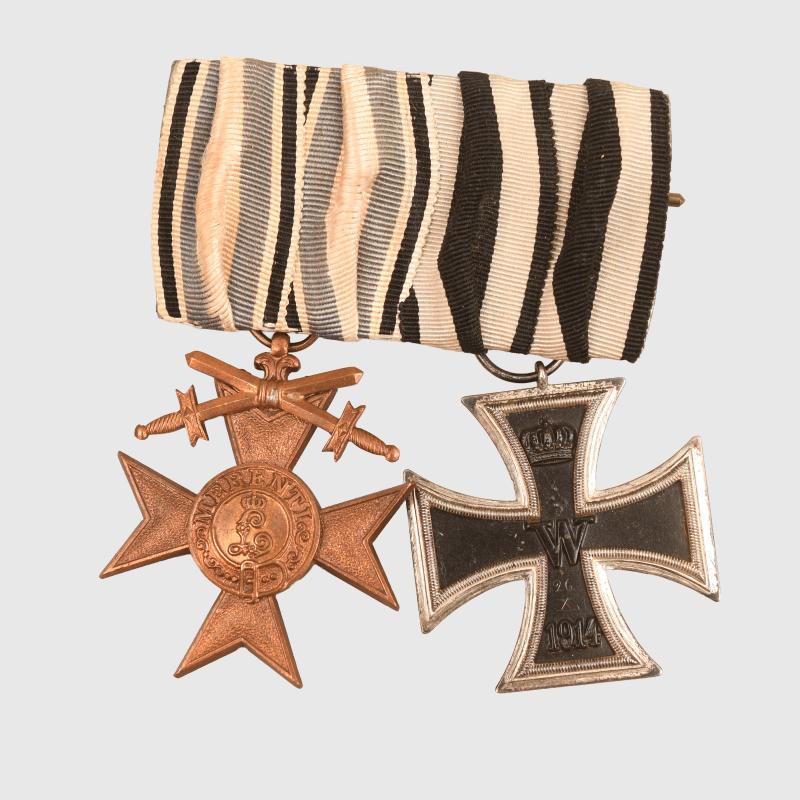 GERMAN WWI IRON CROSS MEDAL PAIR.