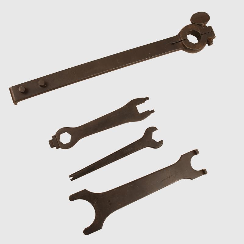 AUSTRIAN WWI SCHWARZLOZE MODEL 0712 GUNNERS KIT TOOL.