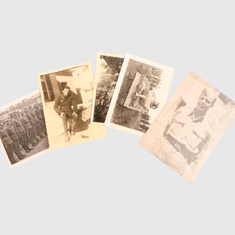 GERMAN WWII 30 PHOTOGRAPHS OF GERMAN ARMY, WAFFEN SS AND LUFTWAFFE TROOPS IN MAINLY COMBAT SITUATIONS.