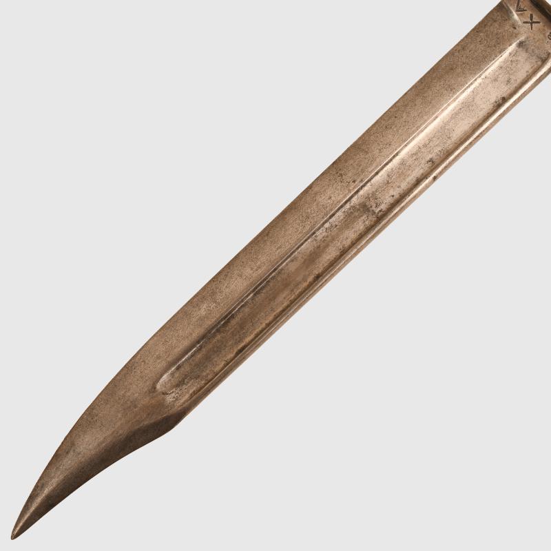 BRITISH WWII JUNGLE CARBINE BAYONET.