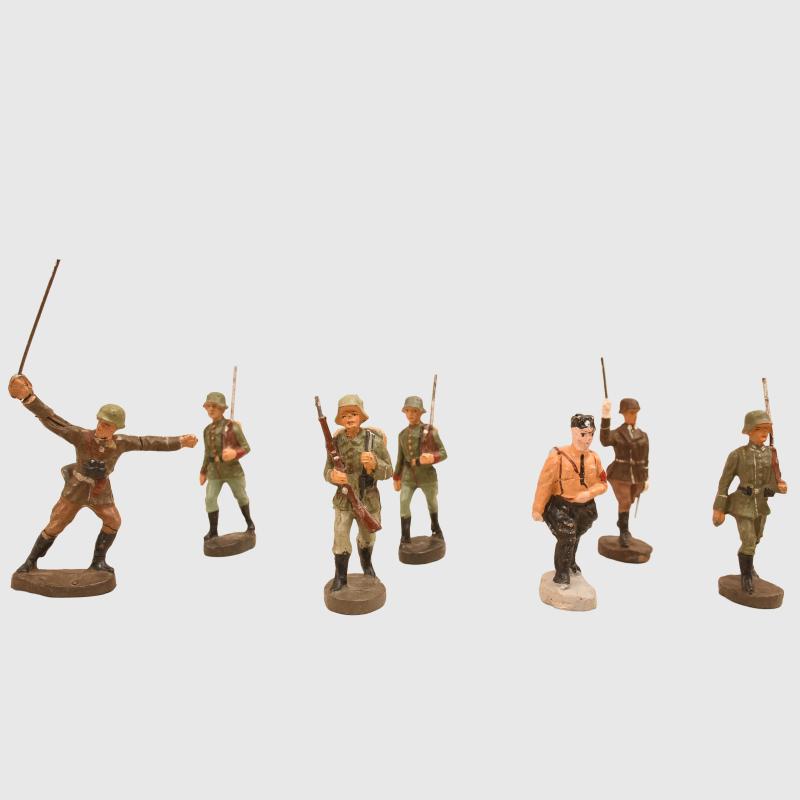 GERMAN WWII SAWDUST AND GLUE ELASTOLIN, LINEOL AND OTHERS TOY SOLDIERS.