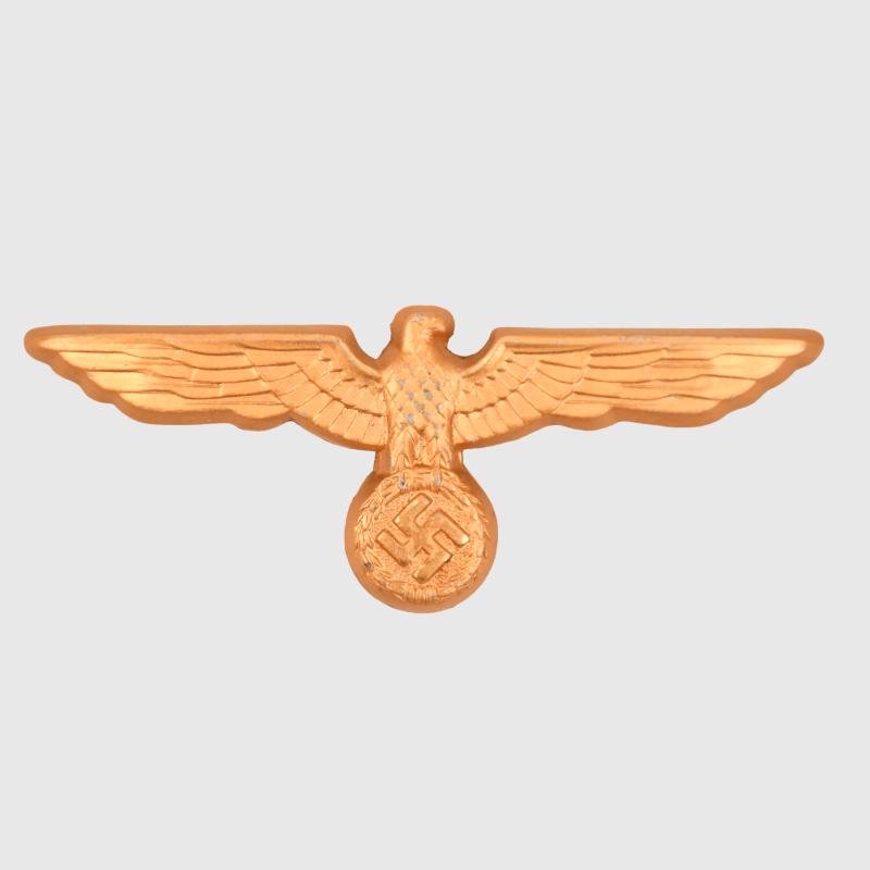 GERMAN WWII ARMY GENERAL’S OR COASTAL ARTILLERY OFFICERS GILDED CAP EAGLE.