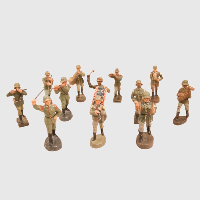GERMAN WWII ARMY MARCHING BAND.