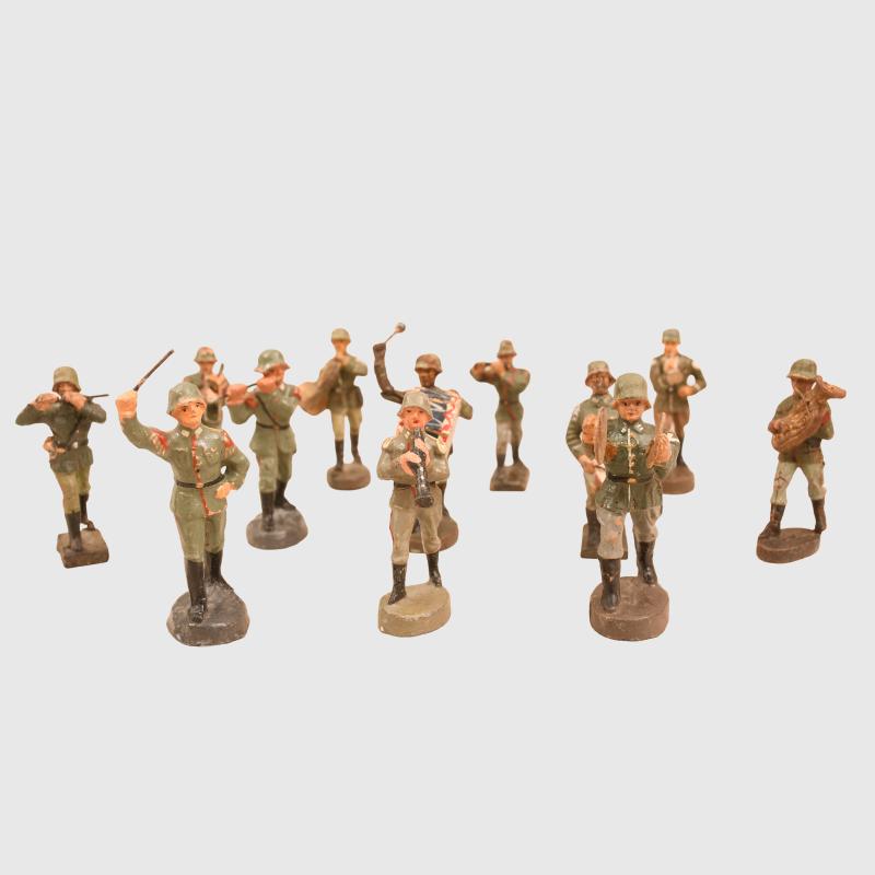 GERMAN WWII ARMY MARCHING BAND.