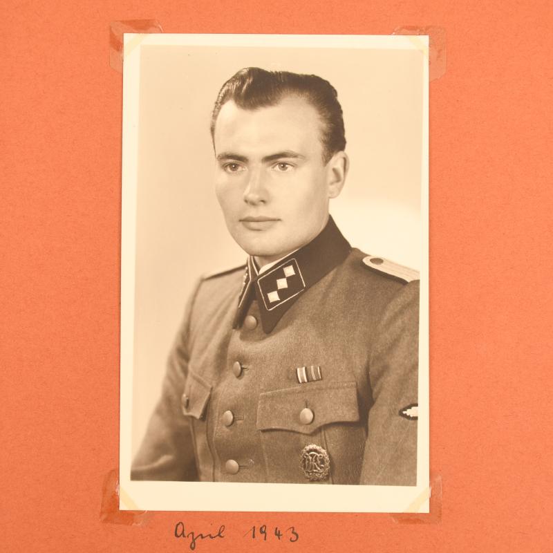 GERMAN WWII HANS VOLRATH MEDICAL ACADEMY ALBUM.