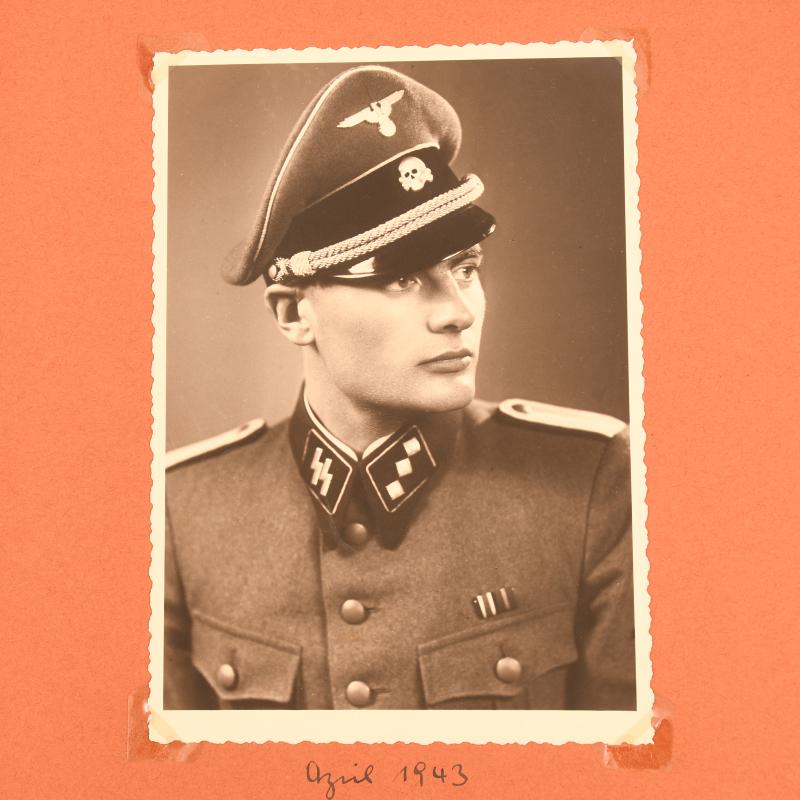 GERMAN WWII HANS VOLRATH MEDICAL ACADEMY ALBUM.