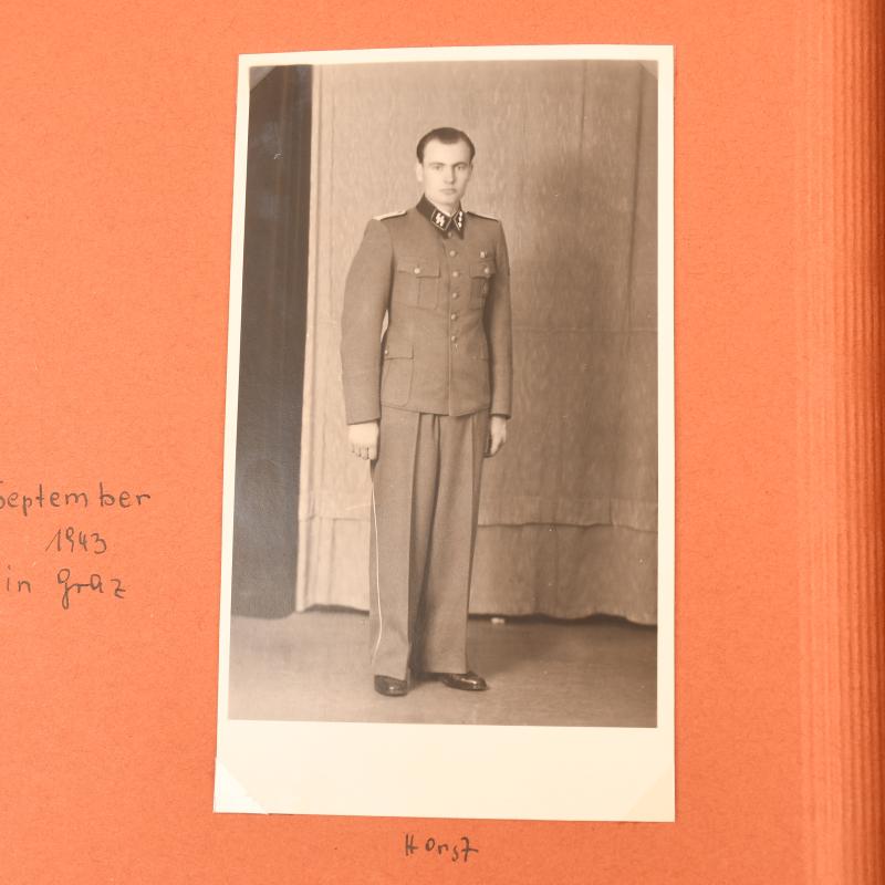 GERMAN WWII HANS VOLRATH MEDICAL ACADEMY ALBUM.