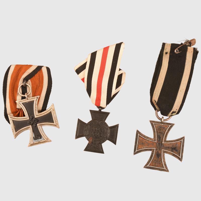 GERMAN WWII KRIEGSMARINE U-BOAT 110 DOCUMENT AND MEDAL GROUPING.