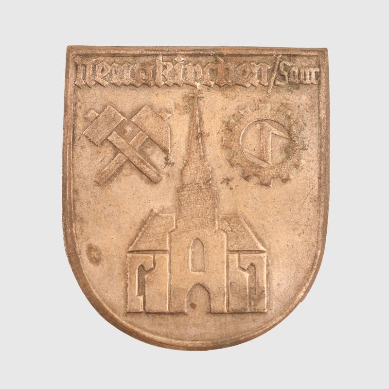 GERMAN WWII NEUNKIRCHEN/SAAR TINNY.