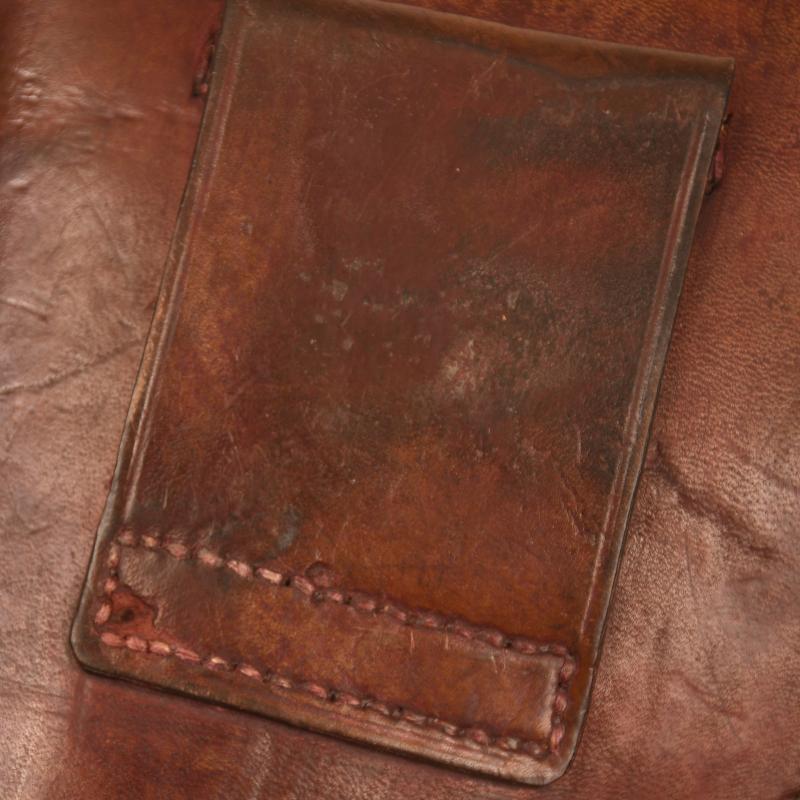 BRITISH OR AMERICAN WWI HOLSTER & MAGAZINE POUCH.