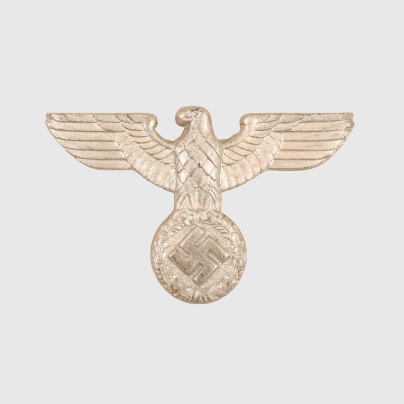 GERMAN WWII POLITICAL CAP EAGLE IN WHITE METAL.