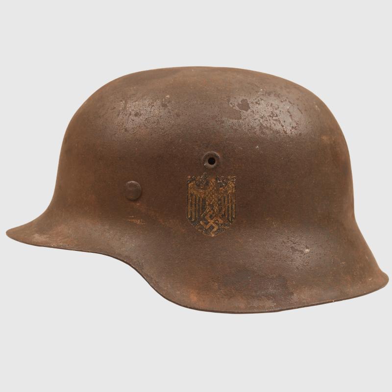 GERMAN WWII BARN FIND KRIEGSMARINE SINGLE DECAL HELMET.