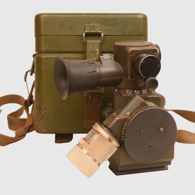 GERMAN WWII MG34/42 OPTIC SIGHT KNOWN AS THE MGZ.
