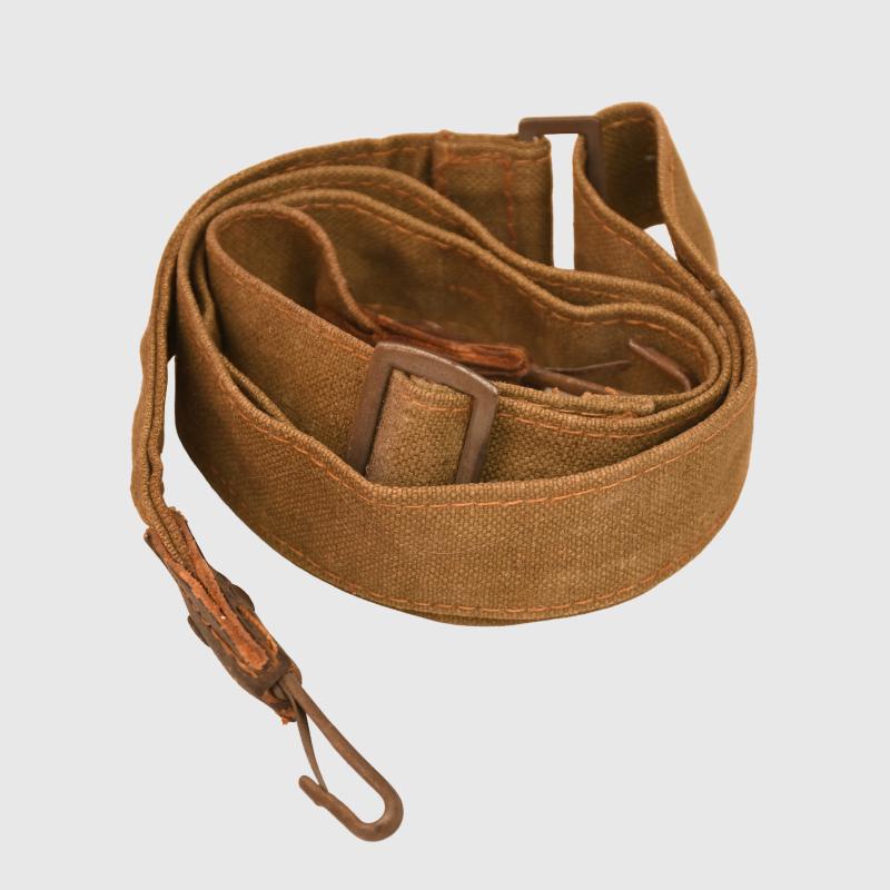 GERMAN WWII ARMY BREAD BAG STRAP.
