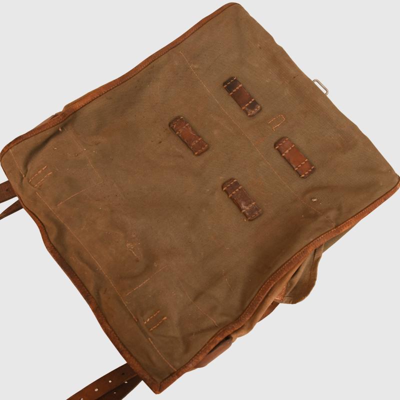 GERMAN WWII CANVAS SOLDIER’S BACK PACK.