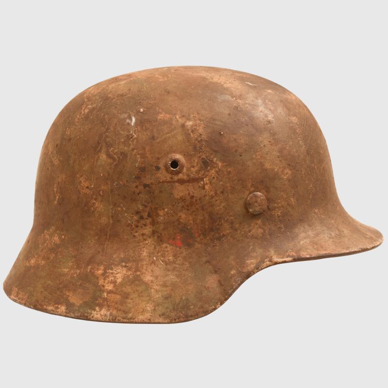 GERMAN WWII ARMY DOUBLE DECAL M.40 CAMOUFLAGE HELMET.