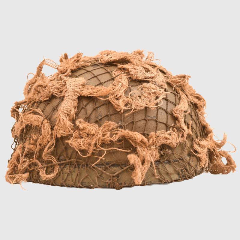 BRITISH WWII PARATROOPER HELMET.
