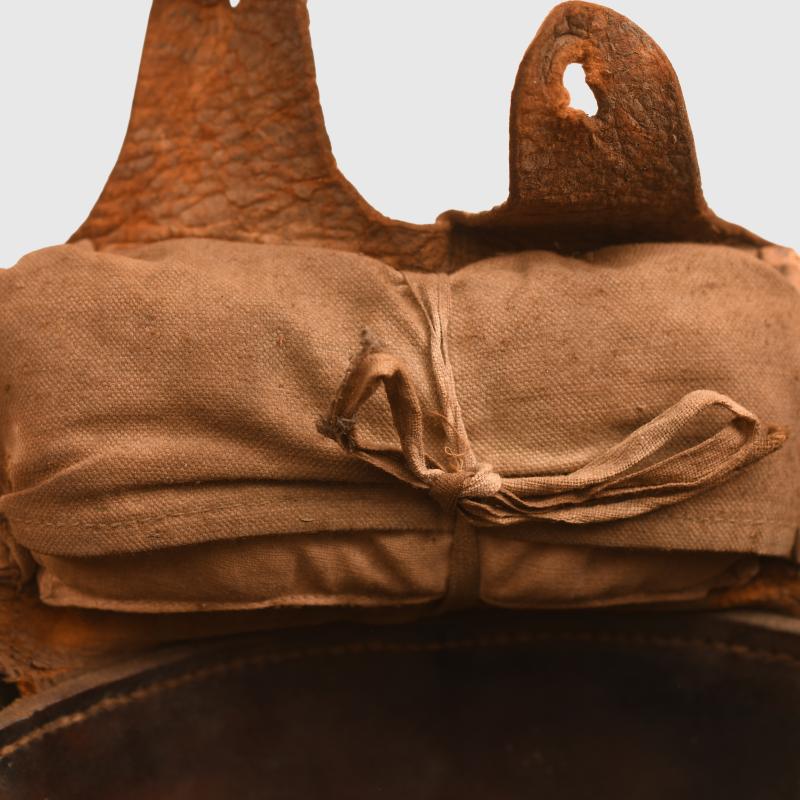 GERMAN WWI M16 CAMOUFLAGE TRENCH HELMET WITH UNIQUE STYLE OF CAMOUFLAGE.