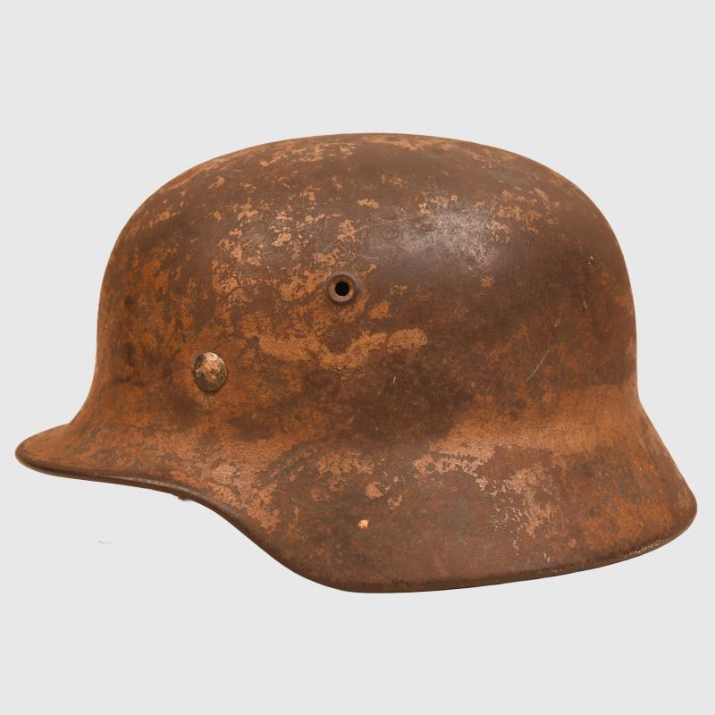 GERMAN WWII LUFTWAFFE TROPICAL M.40 HELMET.