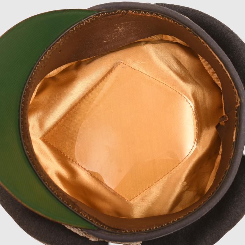 GERMAN WWII LUFTWAFFE OFFICERS VISOR CAP.
