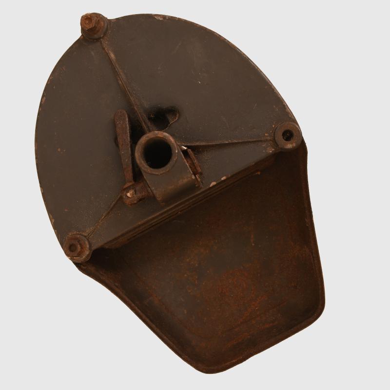 GERMAN WWII NOTEK FRONT BLACKOUT LIGHT.