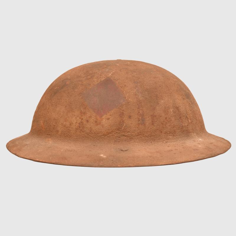 BRITISH WWI BRODIE 1ST PATTERN COMBAT HELMET.