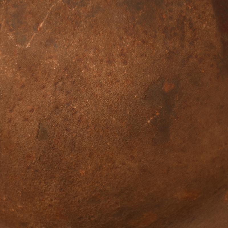 BRITISH WWI BRODIE 1ST PATTERN COMBAT HELMET.