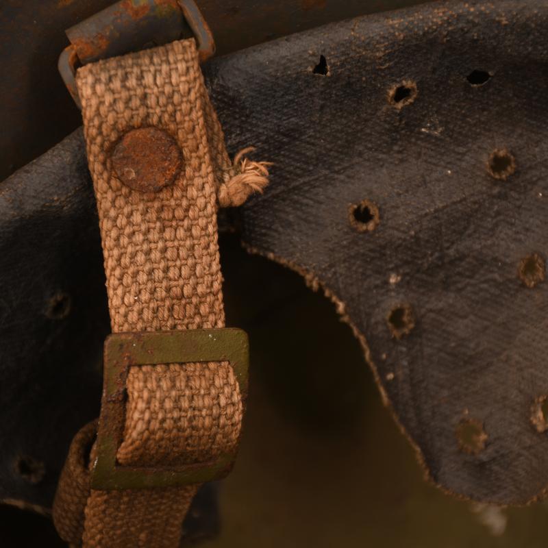 RUSSIAN WWII M40 NAVAL HELMET.