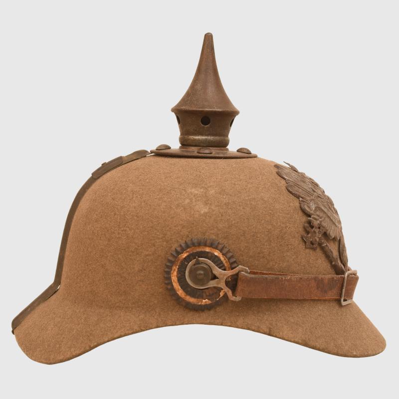 GERMAN WWI PRUSSIAN FELT PICKELHAUBE.