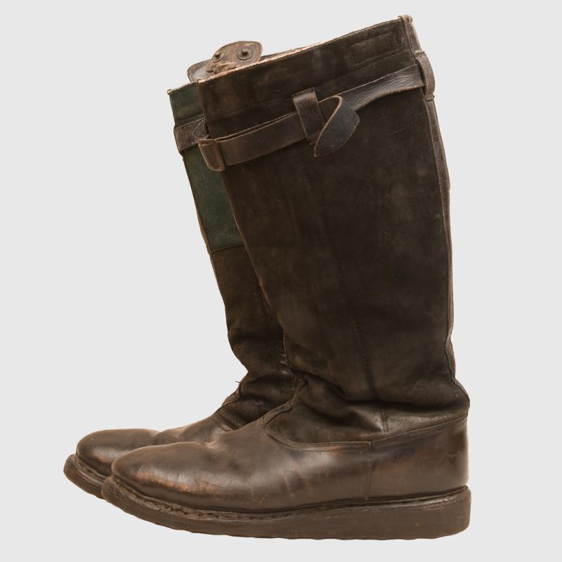 GERMAN WWII LUFTWAFFE HEATED FLYING BOOTS.