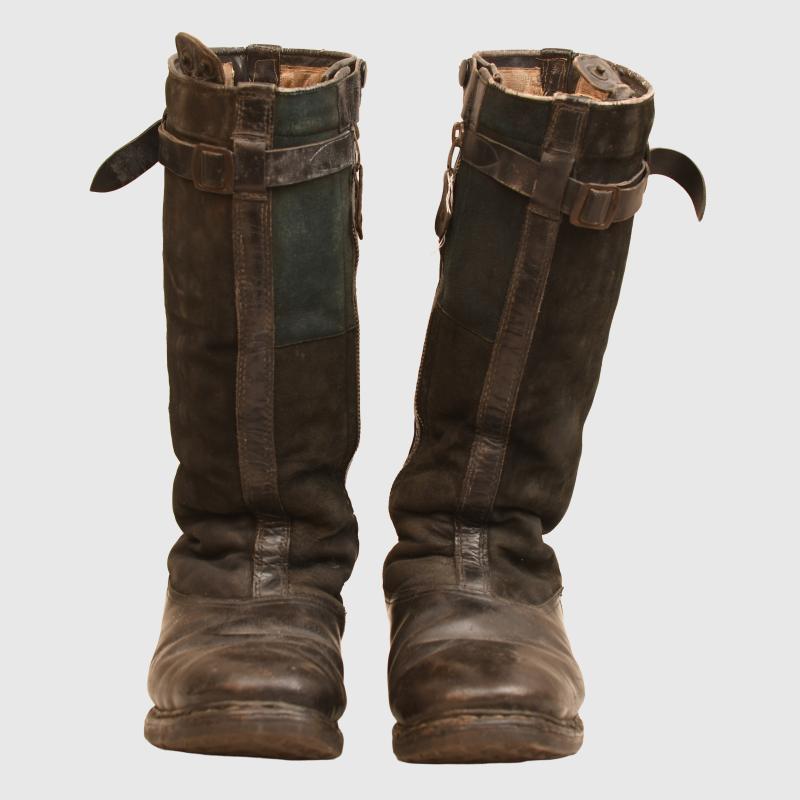 GERMAN WWII LUFTWAFFE HEATED FLYING BOOTS.