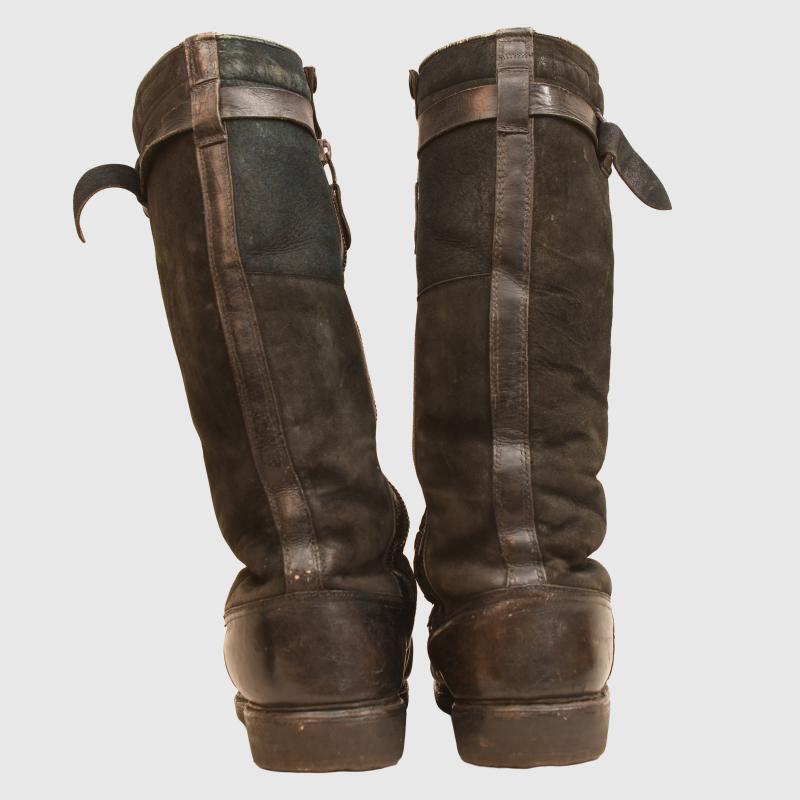 GERMAN WWII LUFTWAFFE HEATED FLYING BOOTS.